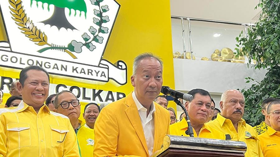 Adies Kadir jadi Hakim MK dan pernyataan Golkar soal stok kader