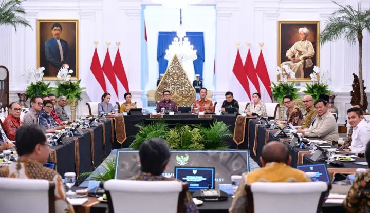 kebijakan global Prabowo dalam dialog terbuka bersama tokoh diplomasi