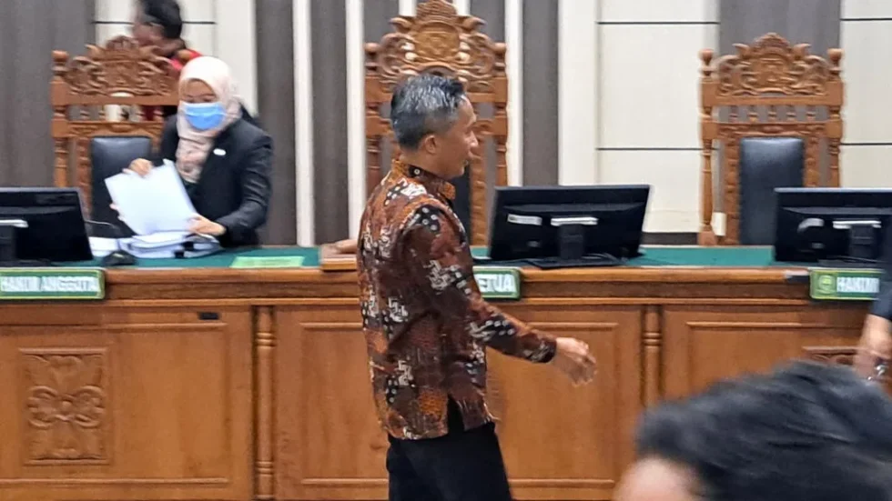 eks sekda cilacap divonis